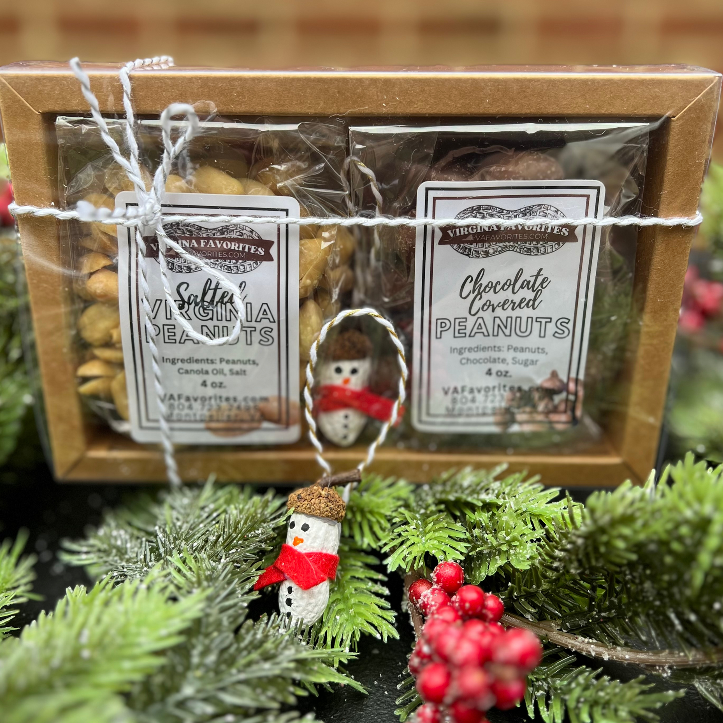 Perfect Pair Virginia Peanut Ornament Box